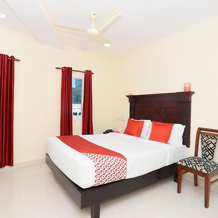 Hotel O Malabar Plaza Kochi Exteriör bild