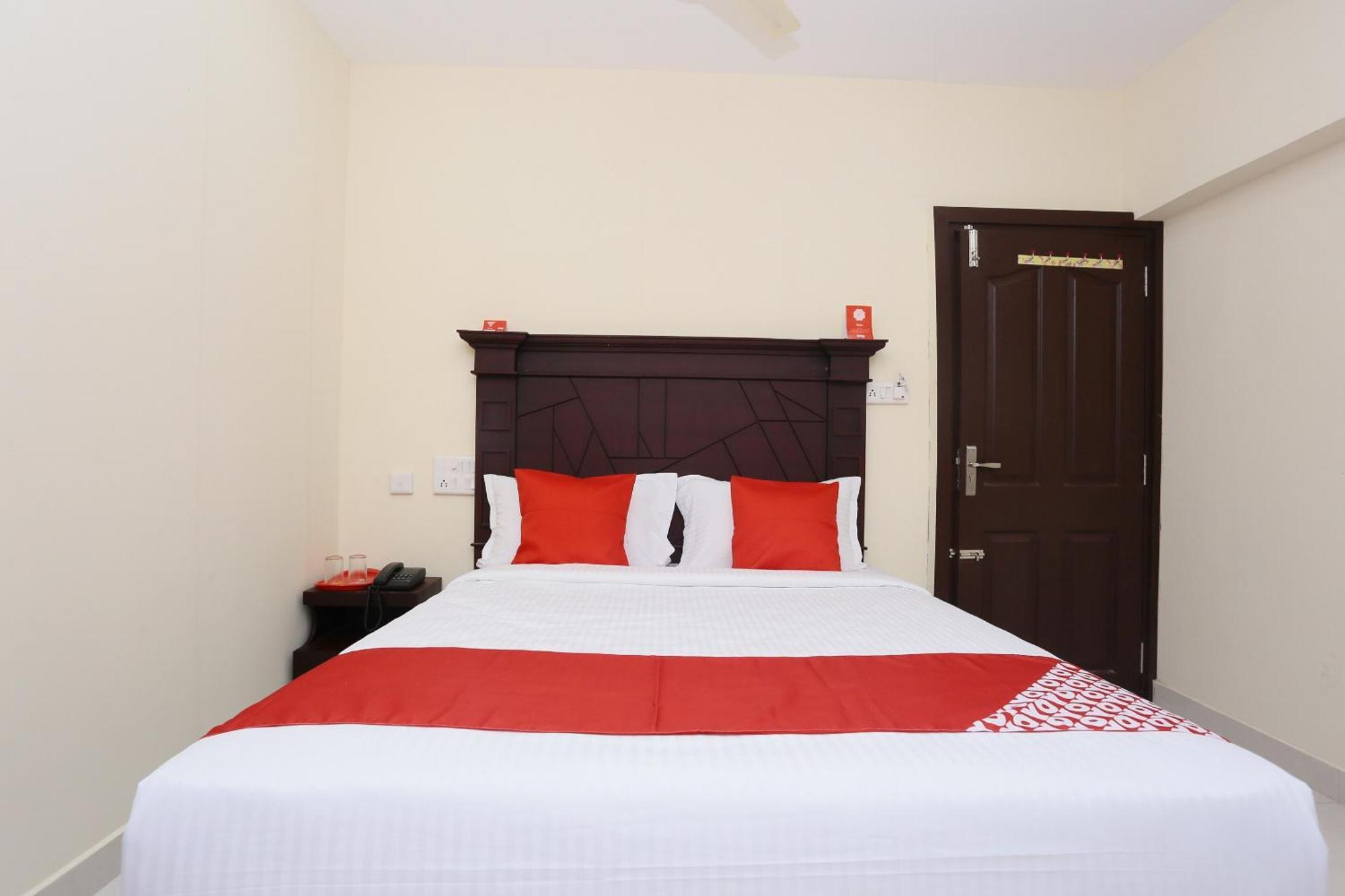 Hotel O Malabar Plaza Kochi Exteriör bild