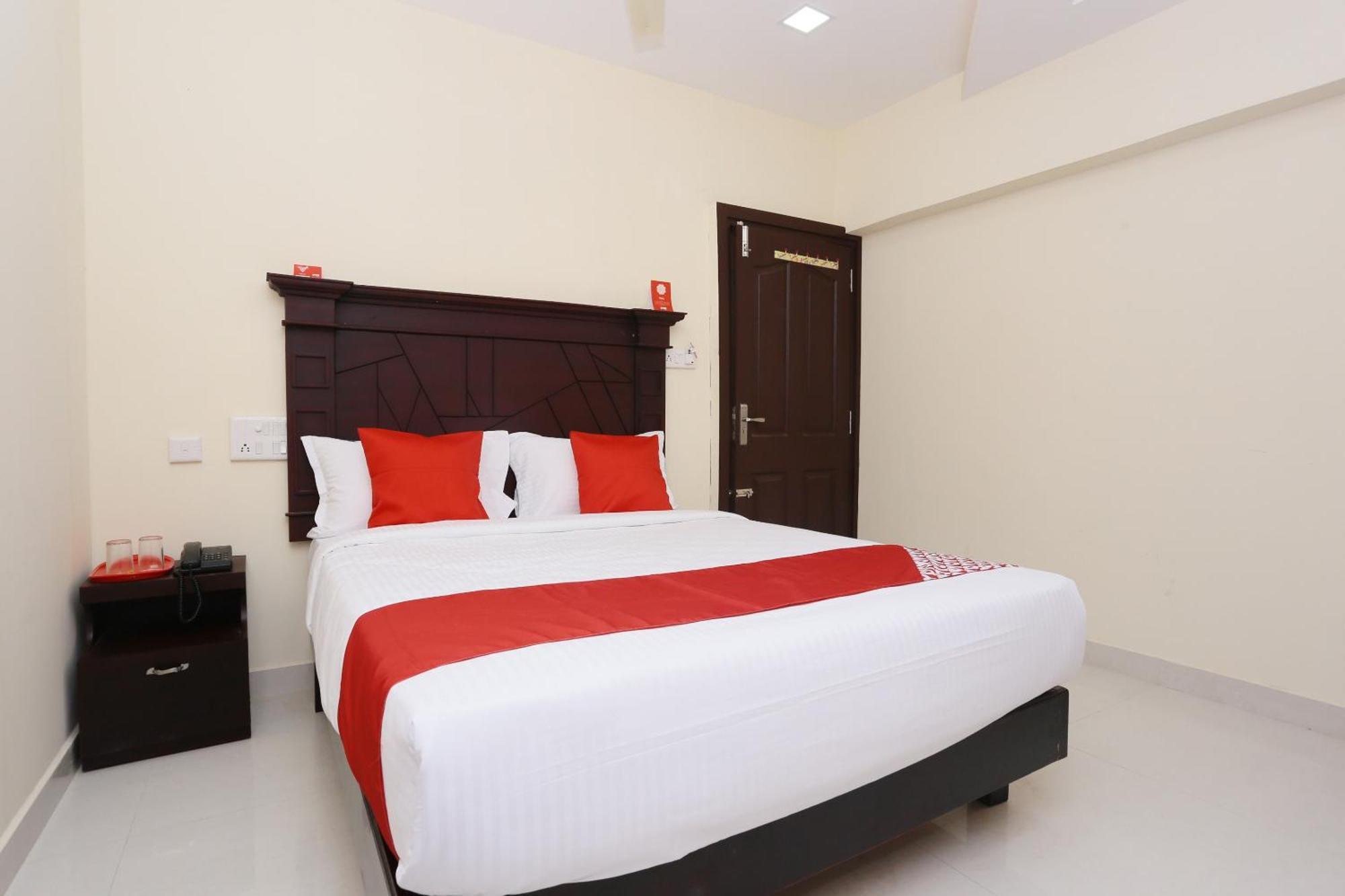 Hotel O Malabar Plaza Kochi Exteriör bild